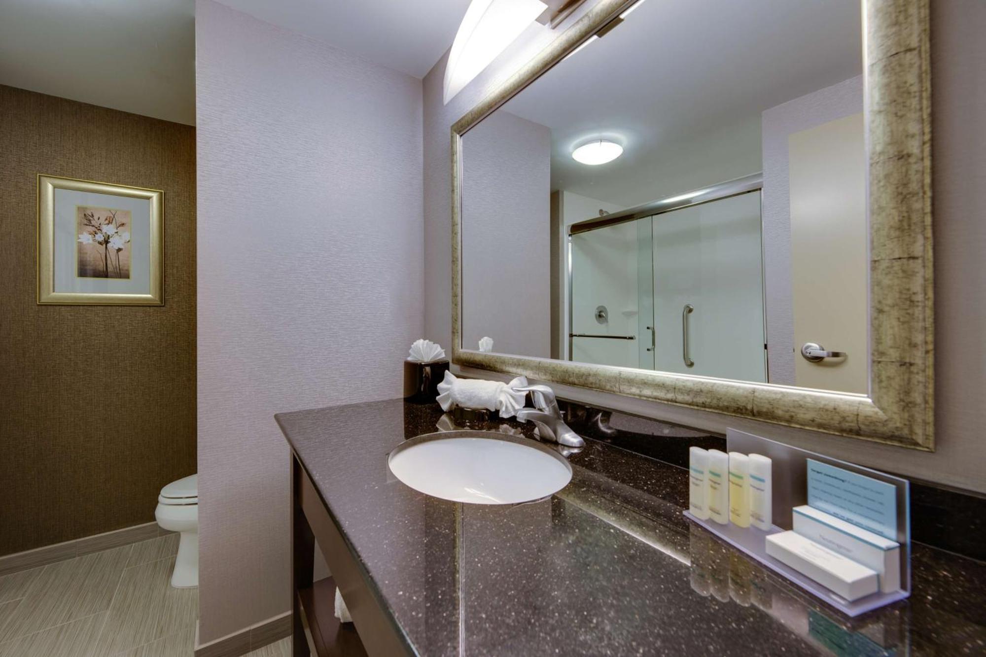 Hampton Inn & Suites Philadelphia/Bensalem Exteriér fotografie