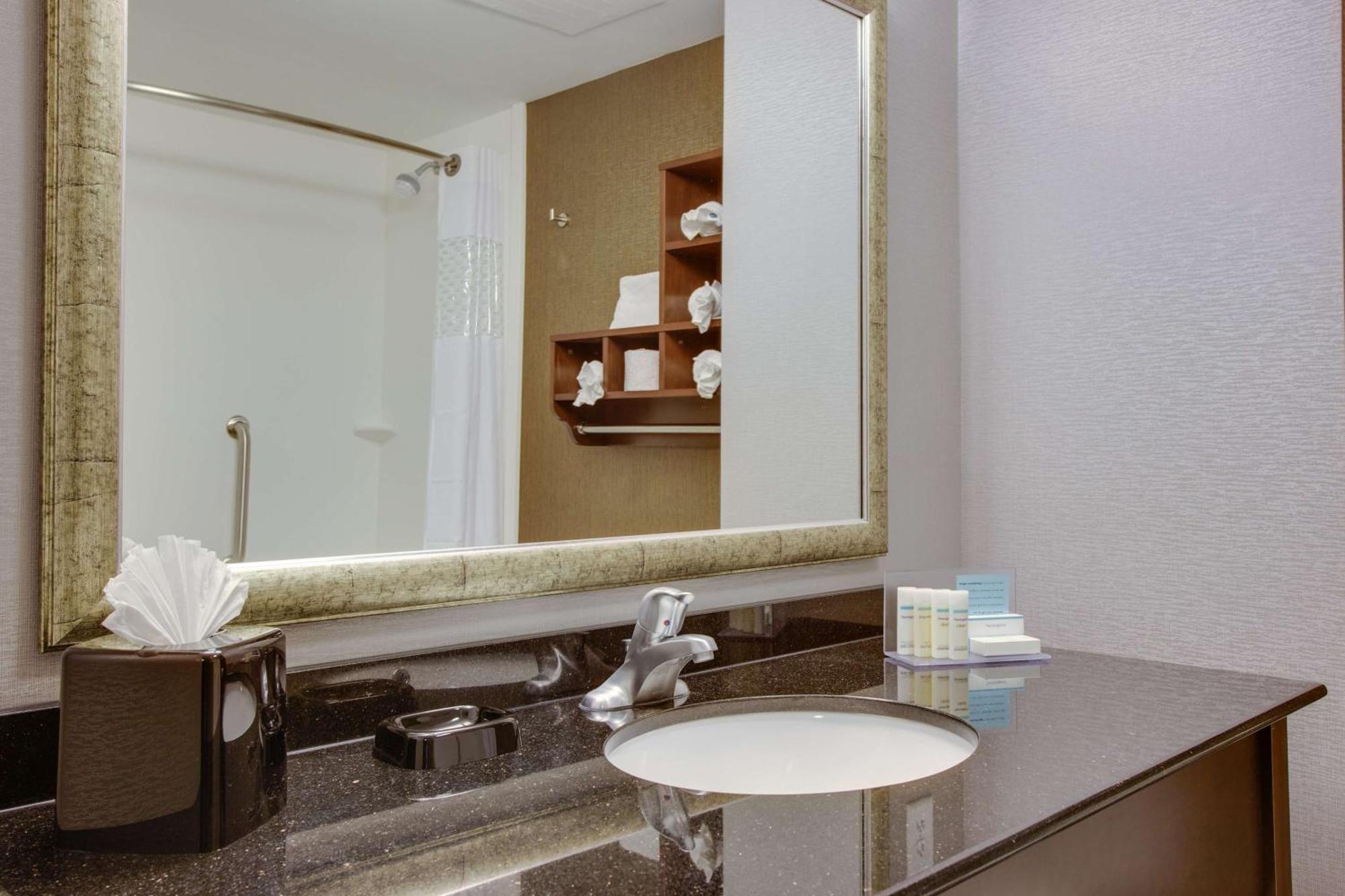 Hampton Inn & Suites Philadelphia/Bensalem Exteriér fotografie