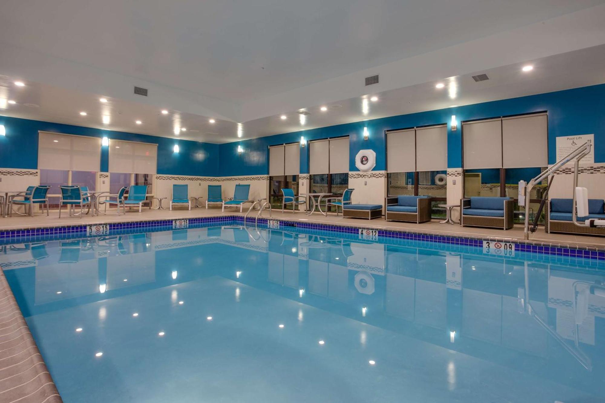 Hampton Inn & Suites Philadelphia/Bensalem Exteriér fotografie