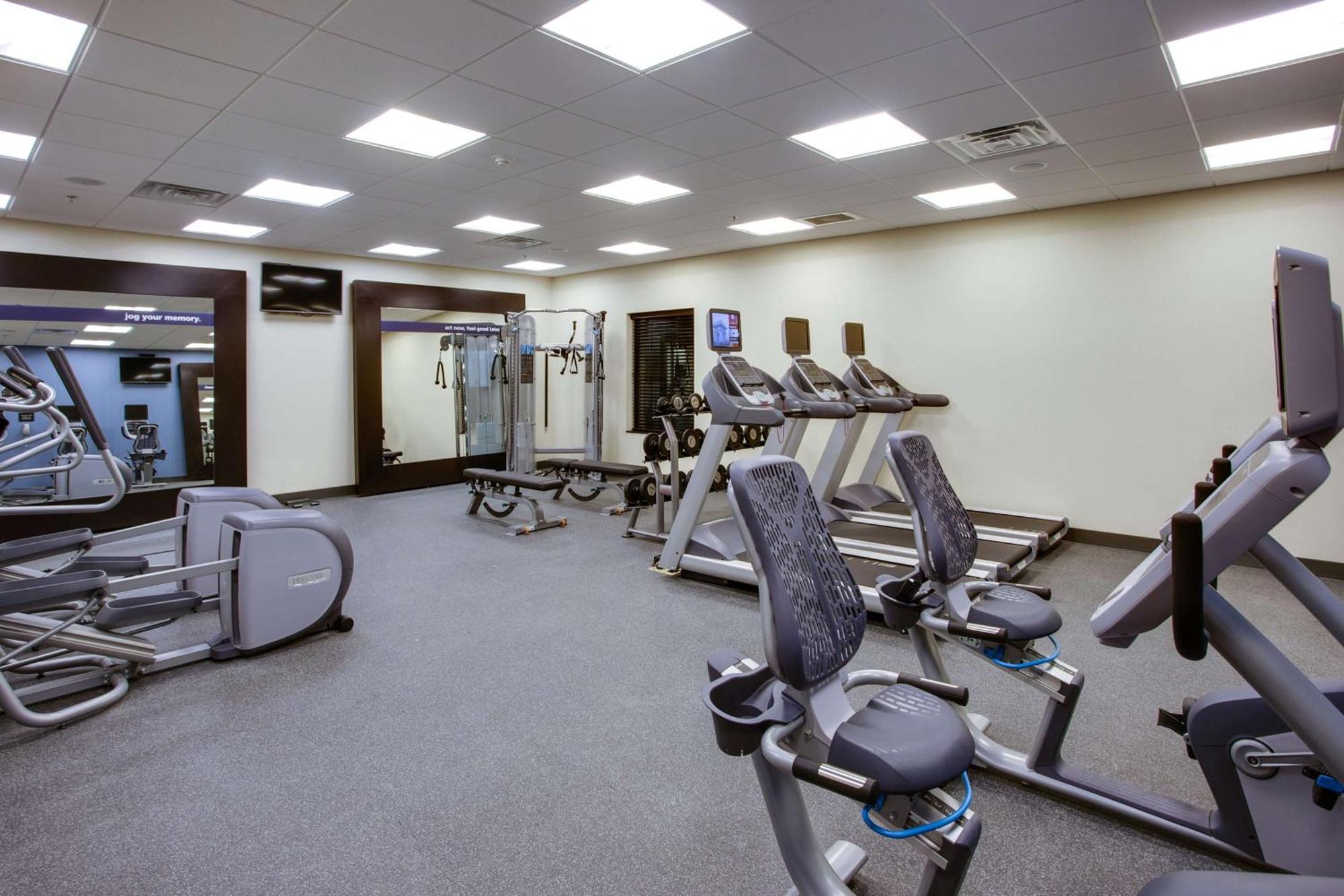 Hampton Inn & Suites Philadelphia/Bensalem Exteriér fotografie