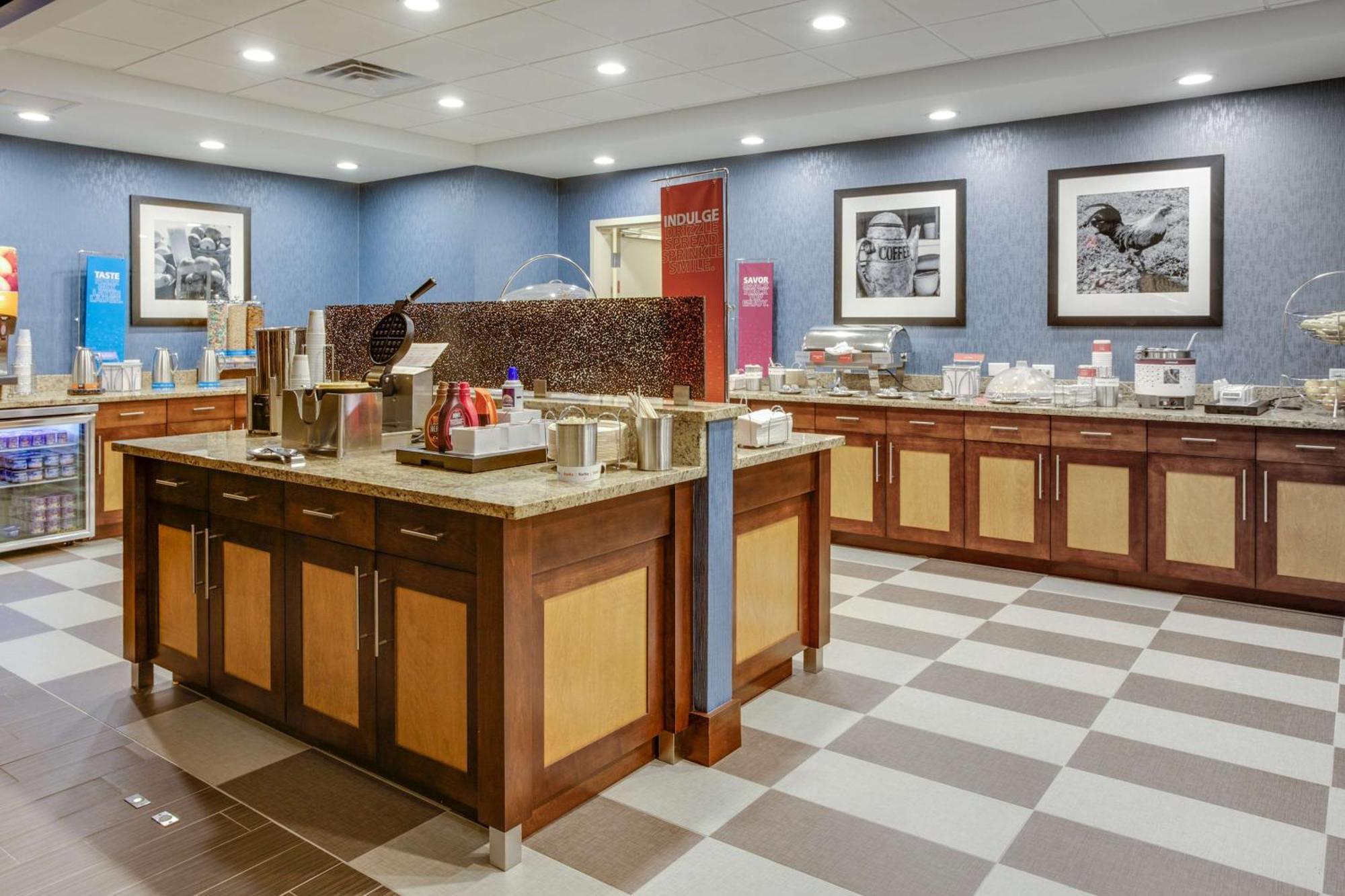 Hampton Inn & Suites Philadelphia/Bensalem Exteriér fotografie